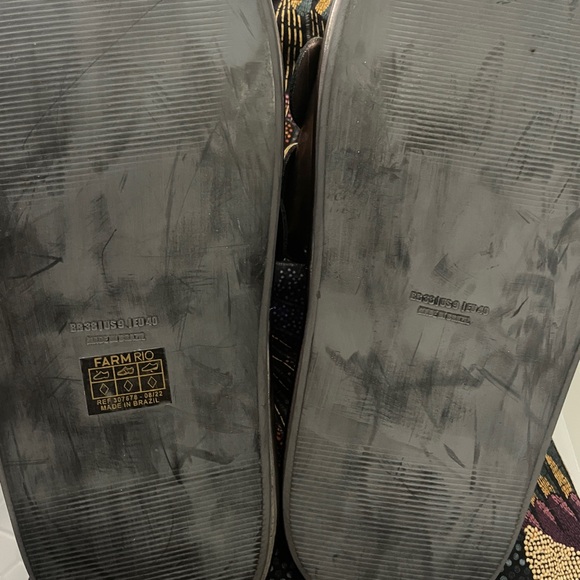 Farm Rio “Golden Monstera Anatomic Slide Sandal” size 9. - Picture 4 of 4